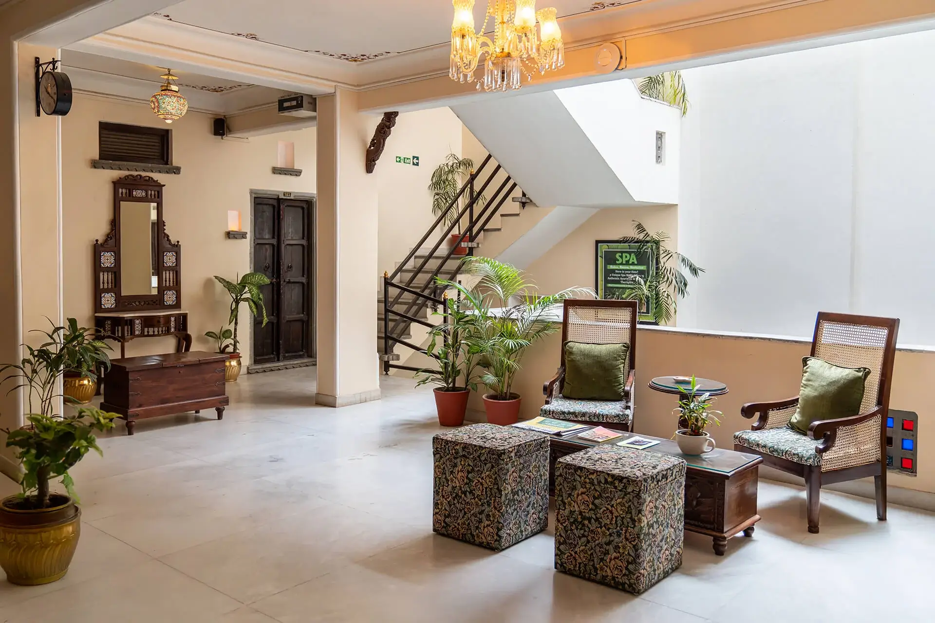 Best Heritage Hotel Near Lake Pichola